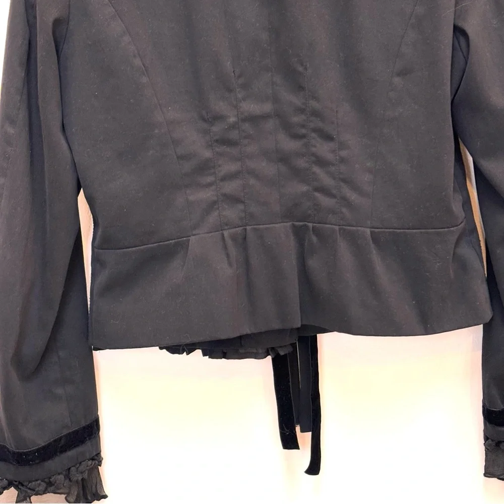sandwich_ Vintage Cropped Blazer Size 10 Velvet / Silk Ruffle Trim Romantic